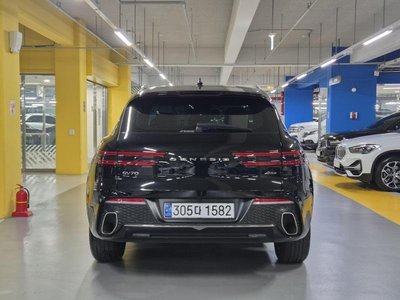 2023 Genesis GV70 photo 2