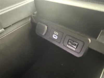 TOYOTA ALPHARD - 2