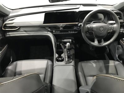 TOYOTA CROWN - 3
