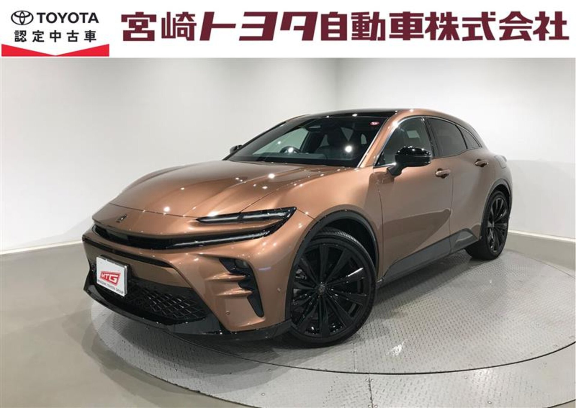 TOYOTA CROWN SPORT - View 1