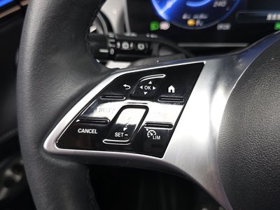 2023 Mercedes-BENZ EQE — миниатюра 23