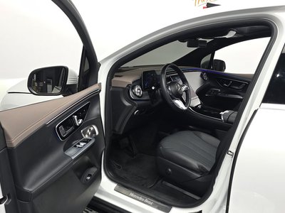 2023 Mercedes-BENZ EQE — миниатюра 13
