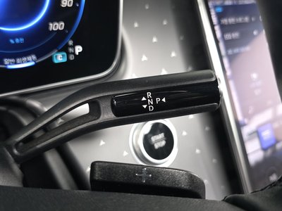 2023 Mercedes-BENZ EQE — миниатюра 12