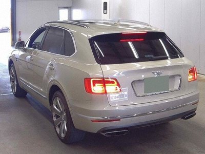 BENTLEY BENTAYGA - 2