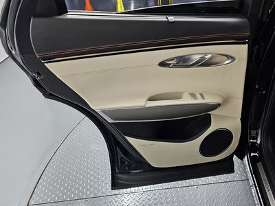صورة مصغرة 15 لـ 2025 Genesis GV70