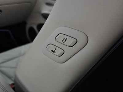 صورة مصغرة 32 لـ 2025 Genesis GV70