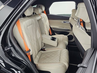 صورة مصغرة 16 لـ 2025 Genesis GV70