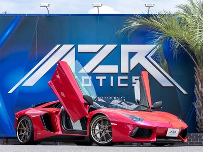 LAMBORGHINI AVENTADOR ROADSTER - 1
