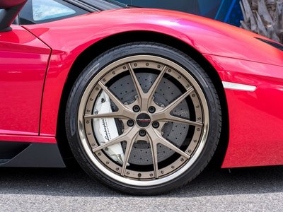 LAMBORGHINI AVENTADOR ROADSTER - 9