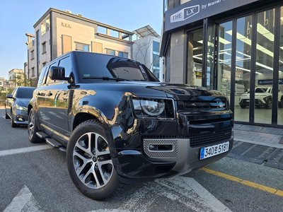 LAND ROVER DEFENDER - 6