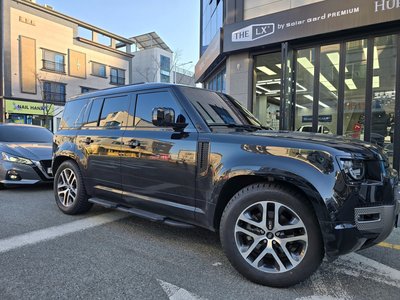 LAND ROVER DEFENDER - 3