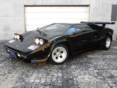 1982 Lamborghini COUNTACH photo 2