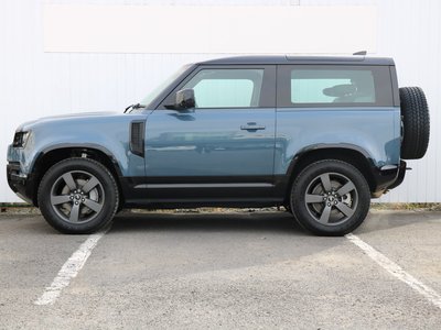 LAND ROVER DEFENDER - 6