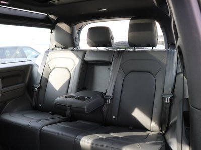 LAND ROVER DEFENDER - 5