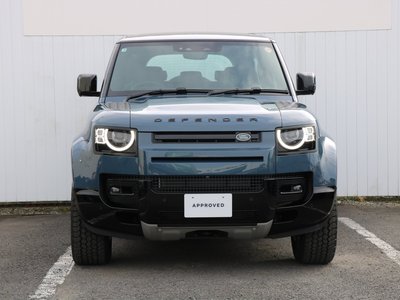 LAND ROVER DEFENDER - 10