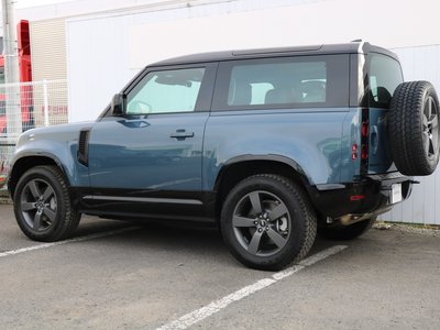 LAND ROVER DEFENDER - 2