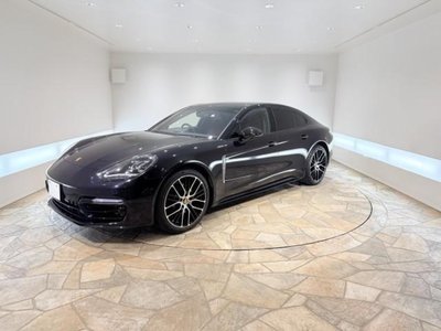 PORSCHE PANAMERA - 1
