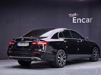 2021 Mercedes-BENZ E-CLASS — фото 4