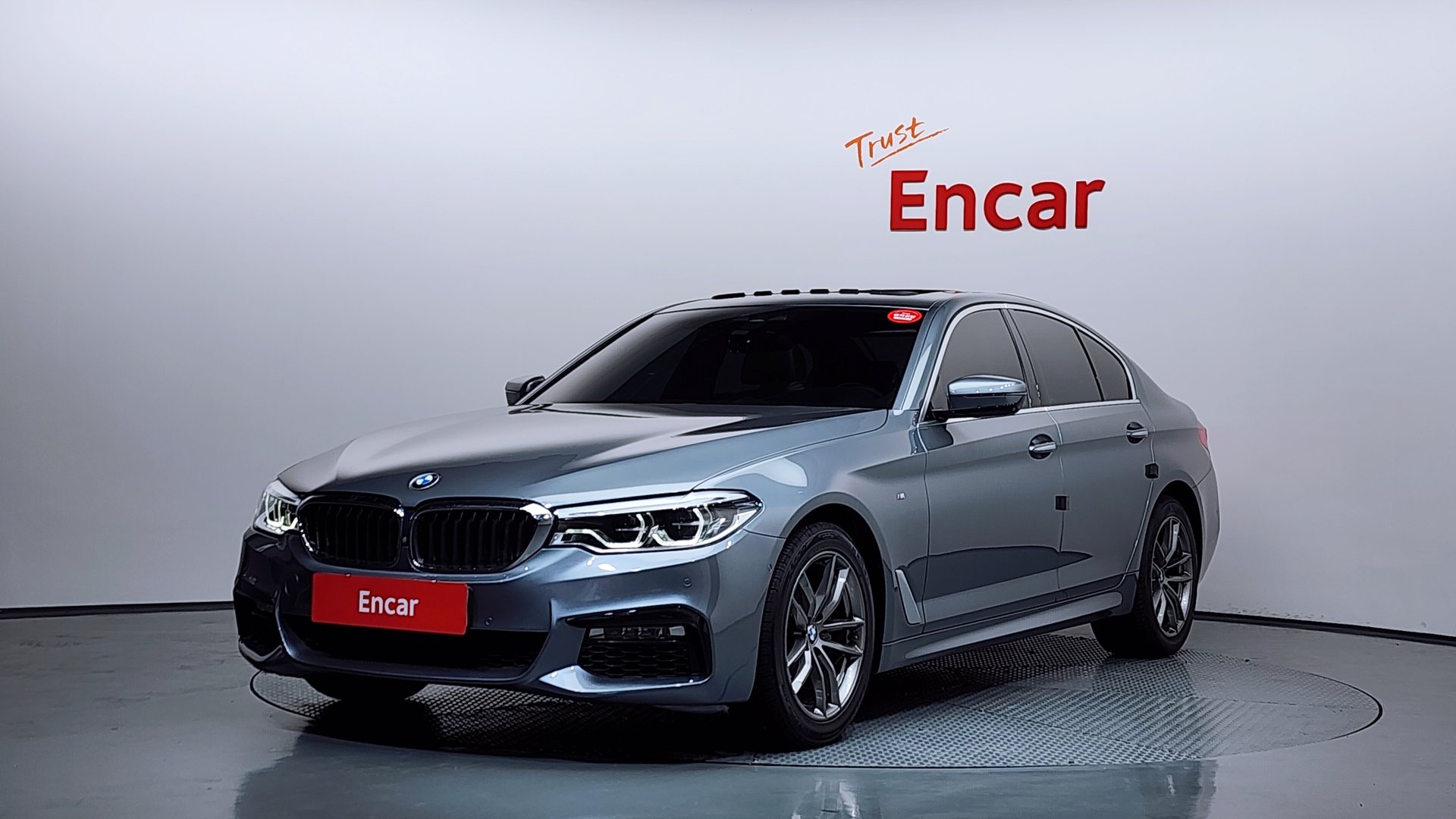 BMW 5 SERIES - View 1