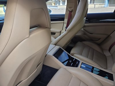 PORSCHE PANAMERA - 7