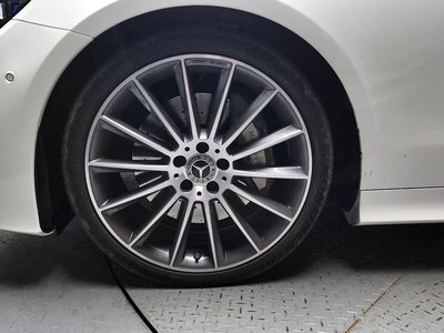 MERCEDES-BENZ E-CLASS - 6