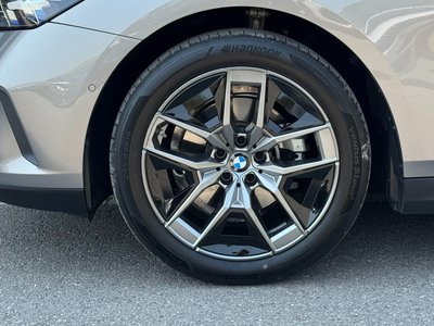 BMW 5 SERIES - 6