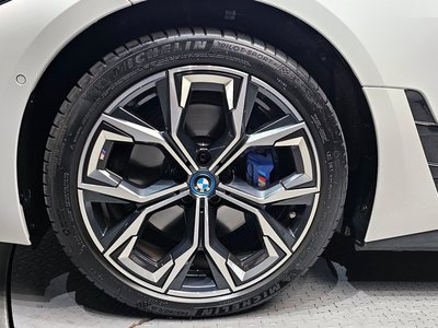 BMW I4 - 6