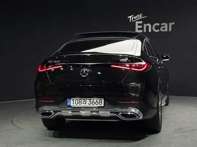 MERCEDES-BENZ GLC - 4