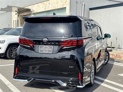 TOYOTA ALPHARD - 3