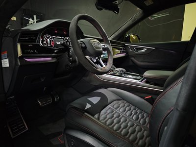2021 AUDI RS Q8 — фото 9