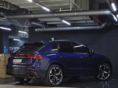 2021 AUDI RS Q8 — фото 6