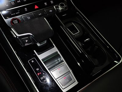 2021 AUDI RS Q8 — миниатюра 14