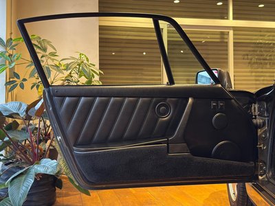 1990 Porsche 911 — миниатюра 13