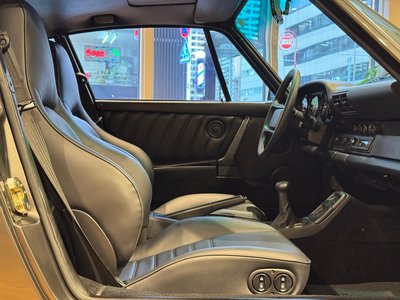 1990 Porsche 911 — миниатюра 21