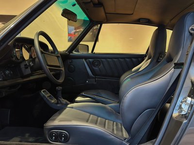 1990 Porsche 911 — миниатюра 16