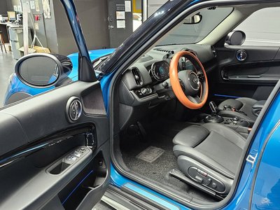 MINI COUNTRYMAN - 10