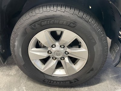 TOYOTA LAND CRUISER PRADO - 9