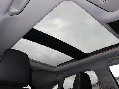 صورة 4 لـ 2021 Lexus RX