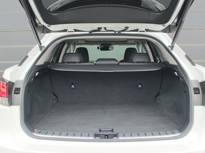 صورة مصغرة 23 لـ 2021 Lexus RX
