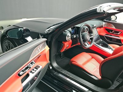 MERCEDES-BENZ SL - 10