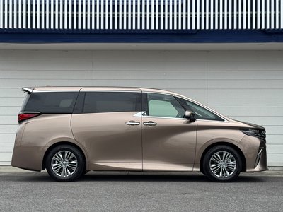 2026 TOYOTA ALPHARD 照片 9