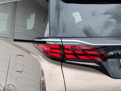 2026 TOYOTA ALPHARD thumbnail 26
