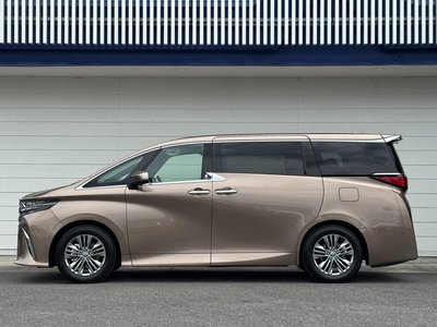2026 TOYOTA ALPHARD 照片 8