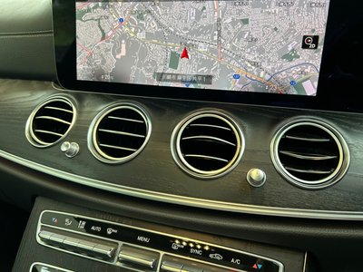 2021 Mercedes-BENZ E-CLASS thumbnail 21