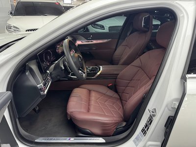 BMW 7 SERIES - 10