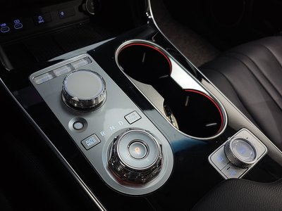 GENESIS GV80 - 9