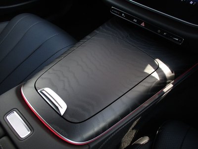 2025 Mercedes-BENZ E-CLASS 缩略图 37