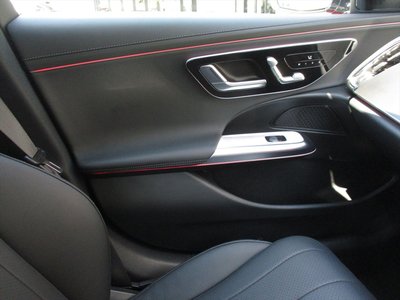 2025 Mercedes-BENZ E-CLASS 缩略图 46