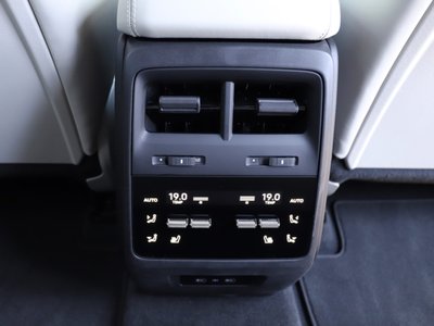 صورة مصغرة 18 لـ 2025 Porsche MACAN