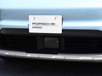 صورة 9 لـ 2025 Porsche MACAN
